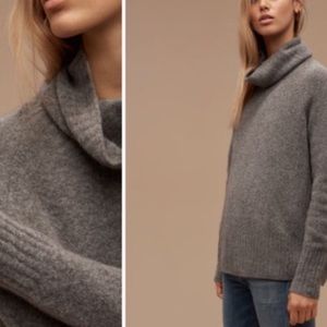 Community Plutarch Sweater